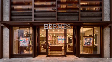 hermes collection shops near me